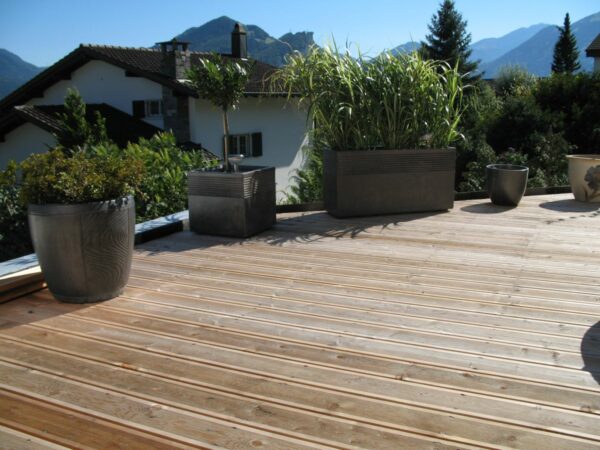 Terrasse, Massivholz, Lärche, thermobehandelt, wasserabweisend, nachhaltig